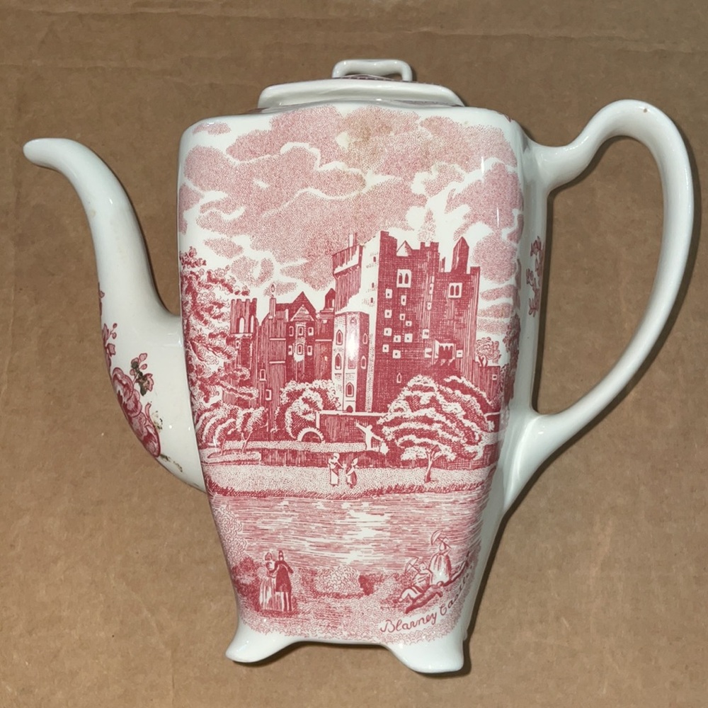 NEW Johnson Brothers Old Britain Castles Pink Coffee Pot & Lid